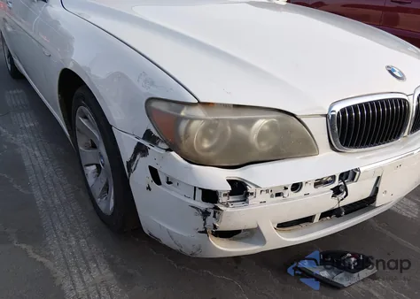 2006 BMW 750Li из США, поврежденный, VIN WBAHN83576DT59984